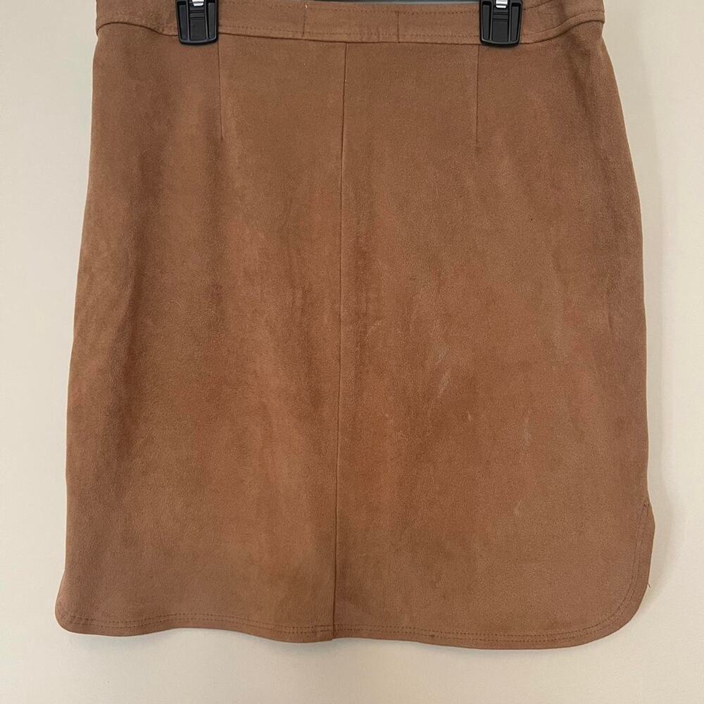 Jolt brown suede mini skirt - Picture 2 of 3